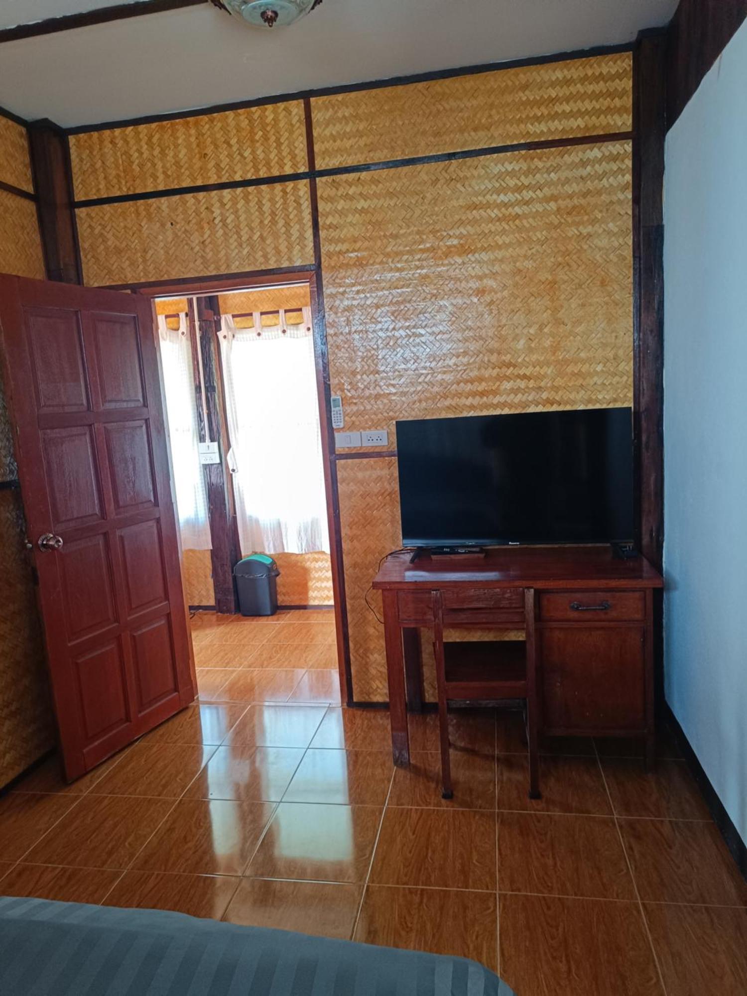 ม่วนใจ๋ปันสุข โฮมสเตย์แอนคาเฟ่ Muanjai Punsuk Homestay And Cafe Chom Thong Bagian luar foto